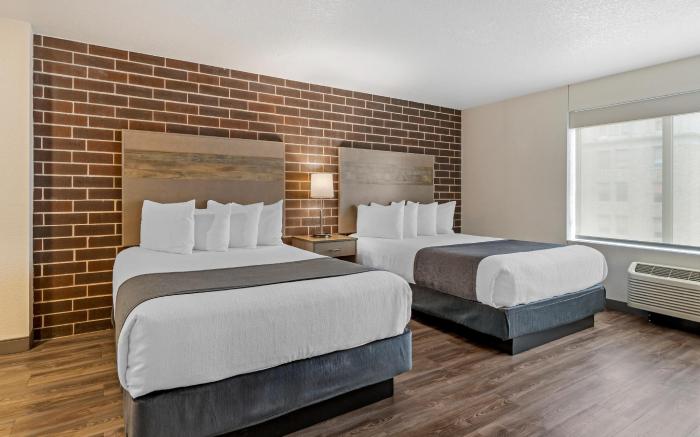 Executive Residency by Best Western Waterloo & Cedar Falls