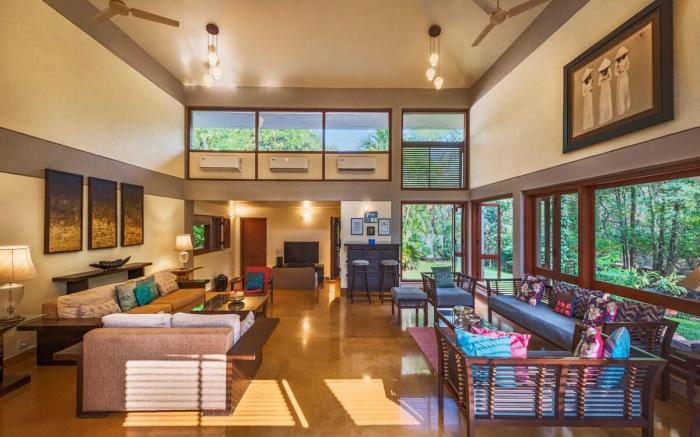 SaffronStays Laguna: 4BR pool villa, Alibaug