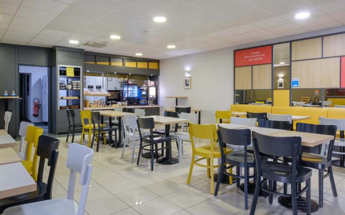 B&B HOTEL Villeneuve Loubet Village