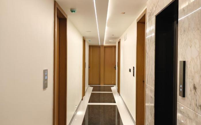 ROYAL ACE BOUTIQUE HOTEL - Bhartiya City