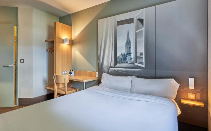 B&B HOTEL Caen Memorial