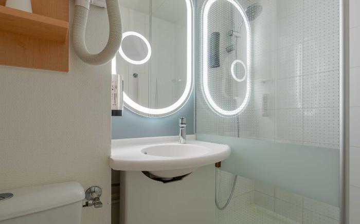 B&B HOTEL Blois Nord Vallee Maillard