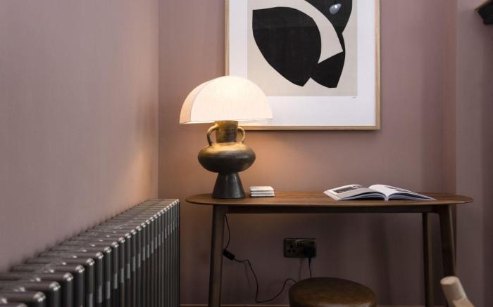 Superior 1st Floor Studio w/City Views