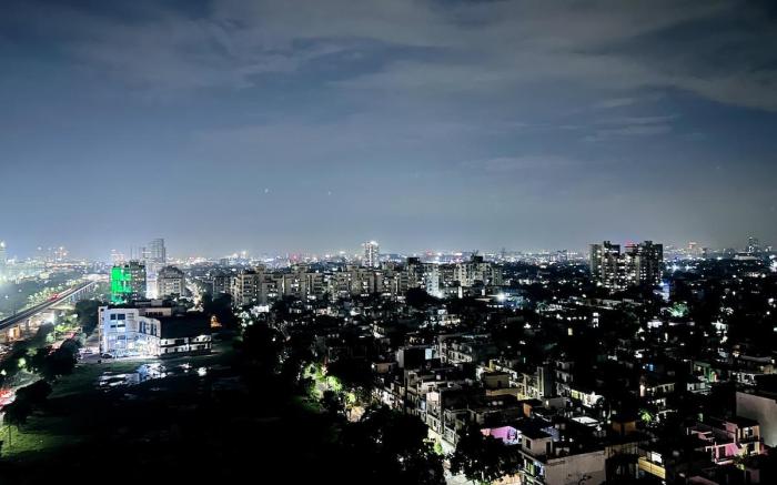 PrimeStays Studio | Omaxe ITC, Greater Noida