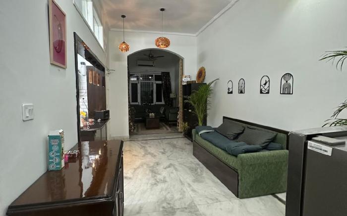 Owee Stays - A stay with more stories