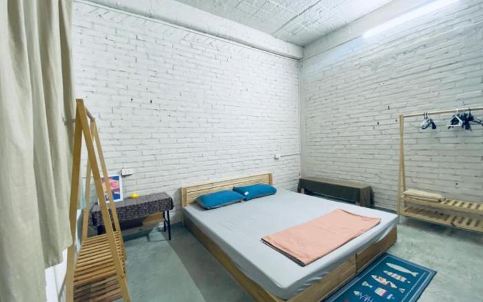 May’s house Nha cua May