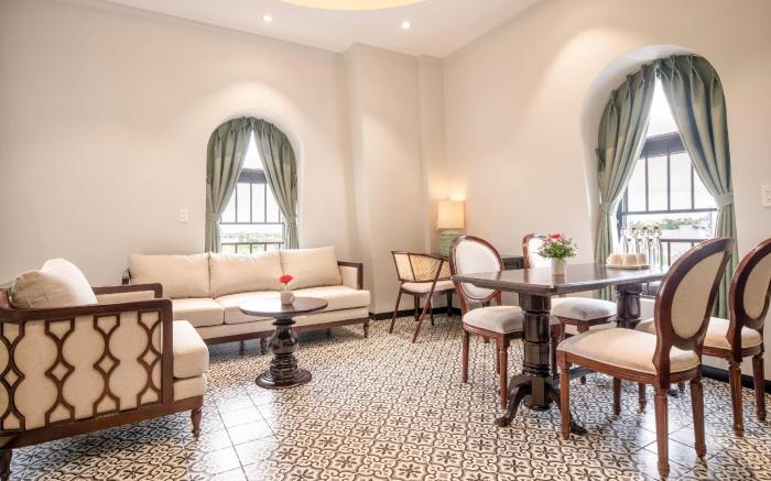 JULIE's HOUSE - A LUXURY APARTMENT IN HUE