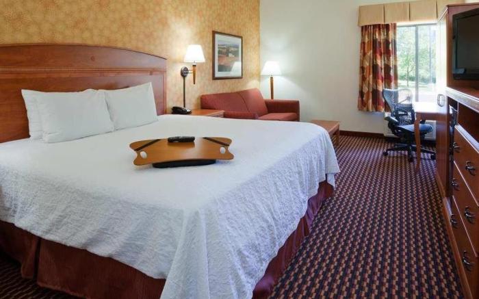 Hampton Inn Milwaukee Airport