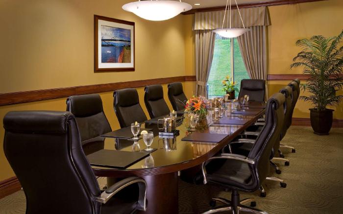 Hilton Garden Inn Milwaukee Northwest Conference Center