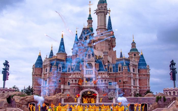 Shanghai International Tourism Resort Kangqiao Crystal Orange Hotel