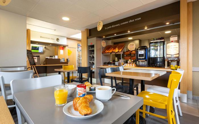 B&B HOTEL CHARTRES Le Coudray