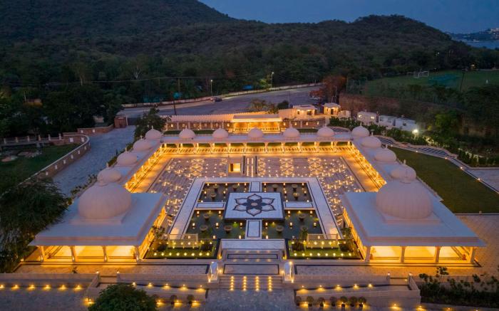 Wyndham Grand Udaipur Fateh Sagar Lake