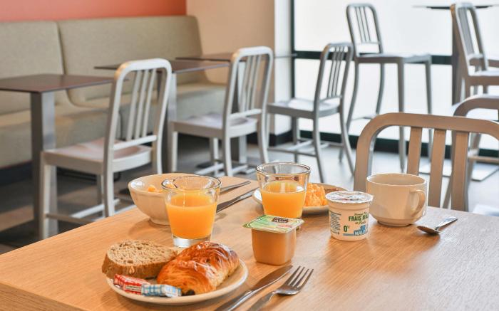 B&B HOTEL Les Sables-d'Olonne Centre Gare