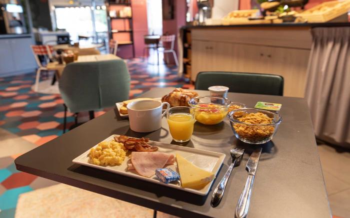 B&B HOTEL Orleans Nord Saran