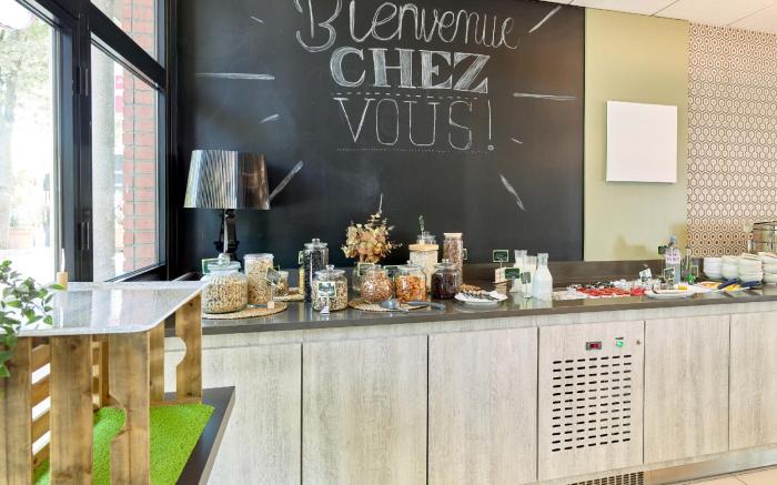 B&B HOTEL Saint-Quentin-en-Yvelines Centre Gare 4 etoiles