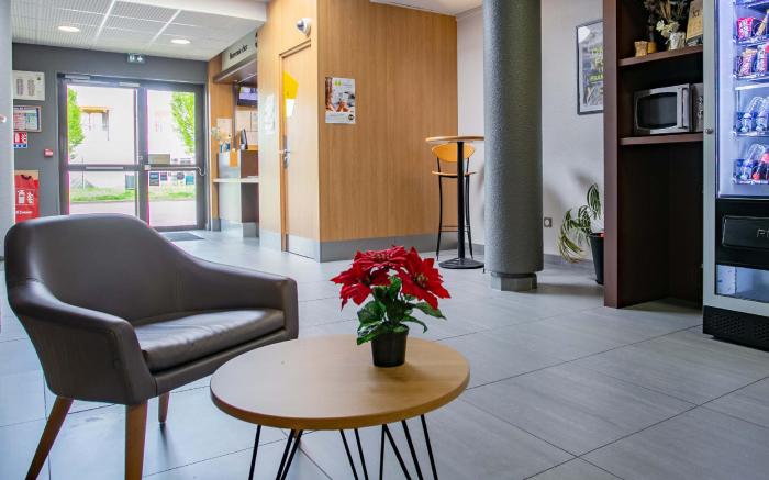 B&B HOTEL Strasbourg Nord Artisans