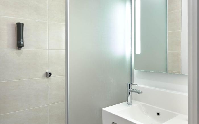 B&B HOTEL Paris Meudon Velizy