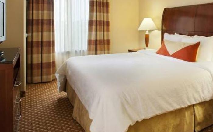 Hilton Garden Inn Omaha West Hotel