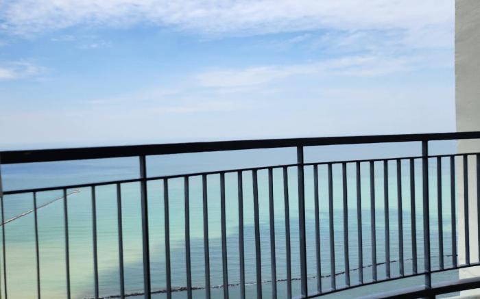 Staycation Jakarta - Ancol Mansion Apartment