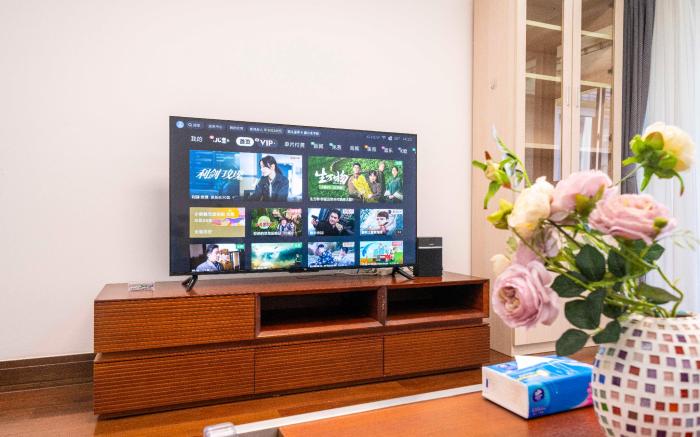 Tyms Premium 3 Bedroom 2 Bath  Walk to Metro 