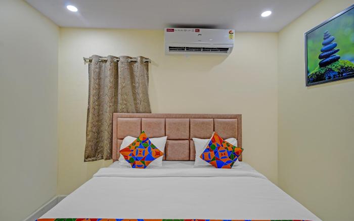 FabHotel Srikara Grand Luxury Rooms