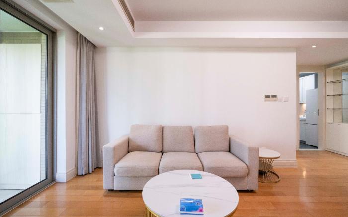 Tyms Bright 1 Bedroom 1 Living Apartment Xujiahui 