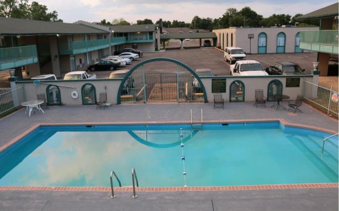 The Hastings Inn Parsons