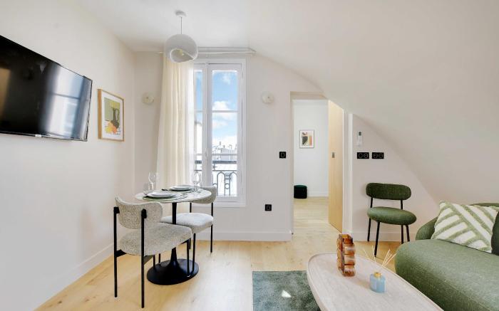 Apt a/c 1BR/2P - Saint-Lazare/Les Champs Elysée