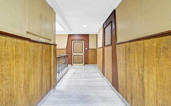 Super Townhouse OAK Hotel Belsons Taj Mahal