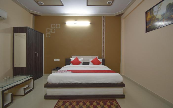 OYO 40860 Hotel Ramaa Inn