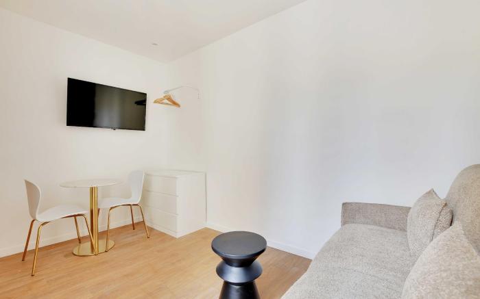 Modern studio - 2 P - Montreuil