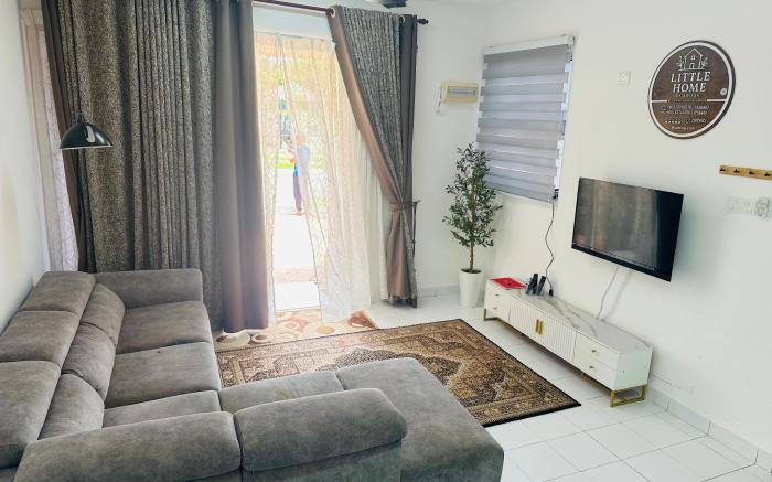 Little Home by Arissa