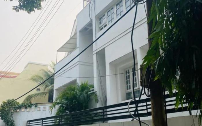 Hotel Trimurti Villa