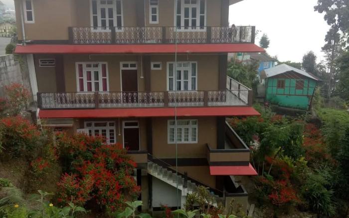 Chander Pahar Retreat (GolayHomestay)