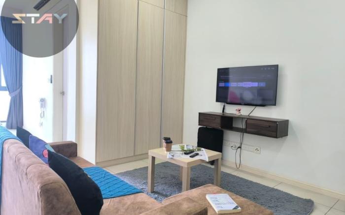 Elysia 2Pax Chic & Cozy Studio Netflix BySTAY