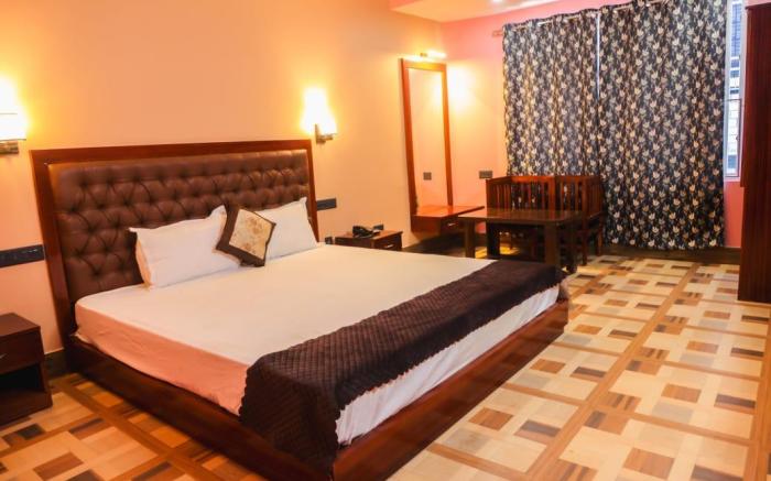 Hotel Ronak By Red Panda And Sapna Groups