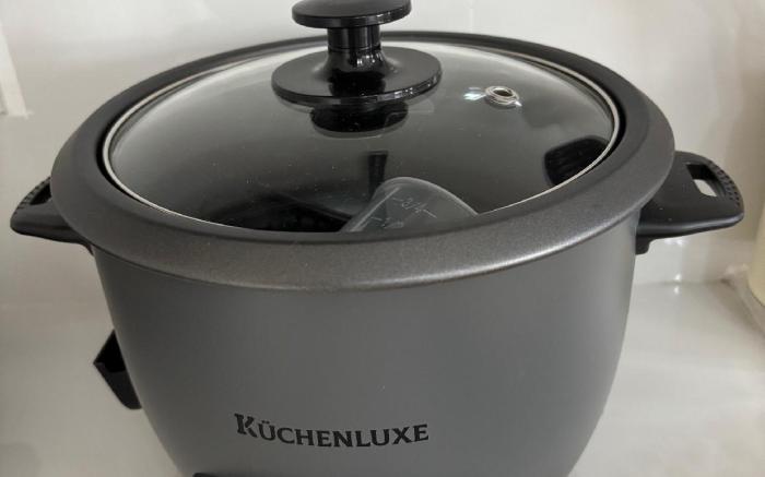 Dainty Den LF508 | Comfy & Chic Home Near EK