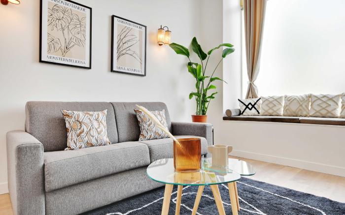 Beautiful apartment with AC - 1 bedroom/4 bedrooms