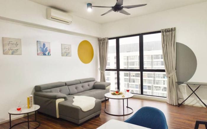 SQ31 55inch 4ktv mrt next segi univeristy sg buloh