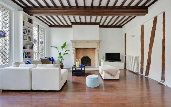 Magnificent apartment in the Marais - 3 bedrooms/6