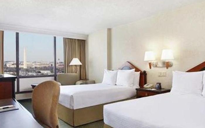 Doubletree Washington Dc Crystal City Hotel