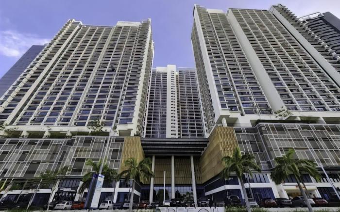 Trefoil @ Setia City Condotel