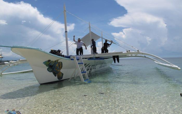 Magic Island Dive Resort