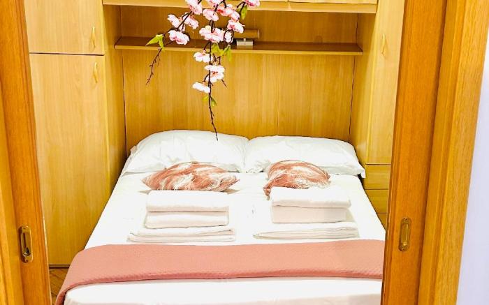 Colosseum window Rome Apartment