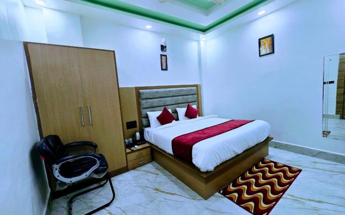 Hotel Parkland, Mathura (Near Railway Station)