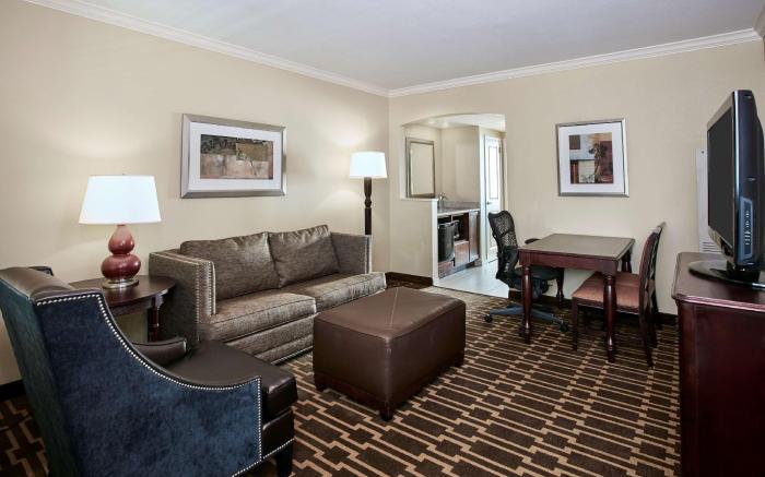 Embassy Suites by Hilton Tampa Downtown Convention Center