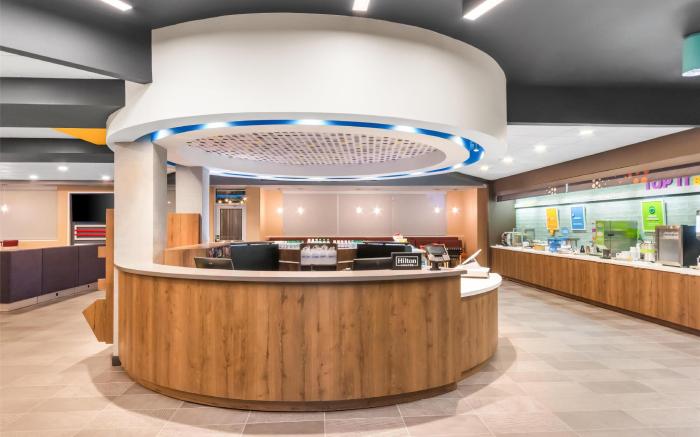 Tru by Hilton Pensacola I-10 North Davis Highway