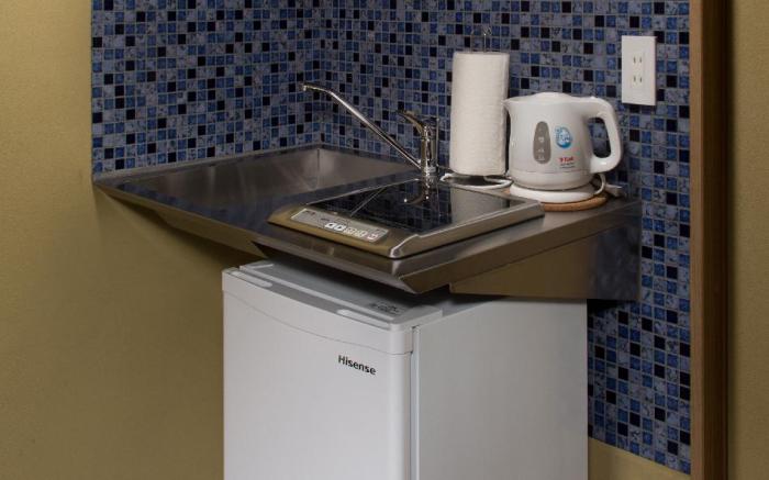 Kanade Kyotoeki-Hachijomuromachian