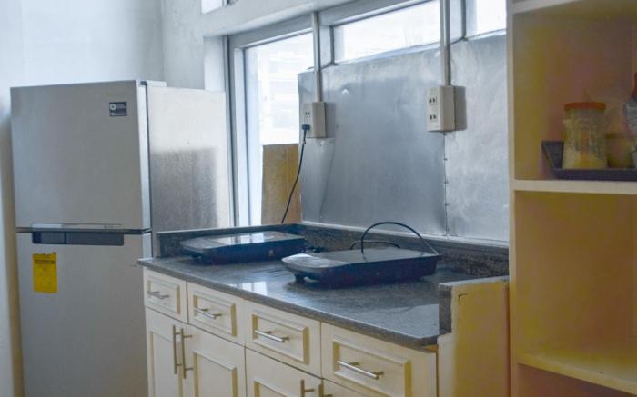 Clean & Affordable | Studio J306