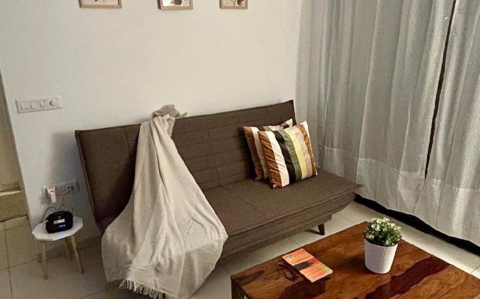 Ena by StayVio – Amanora Park Town, Hadapsar, Pune